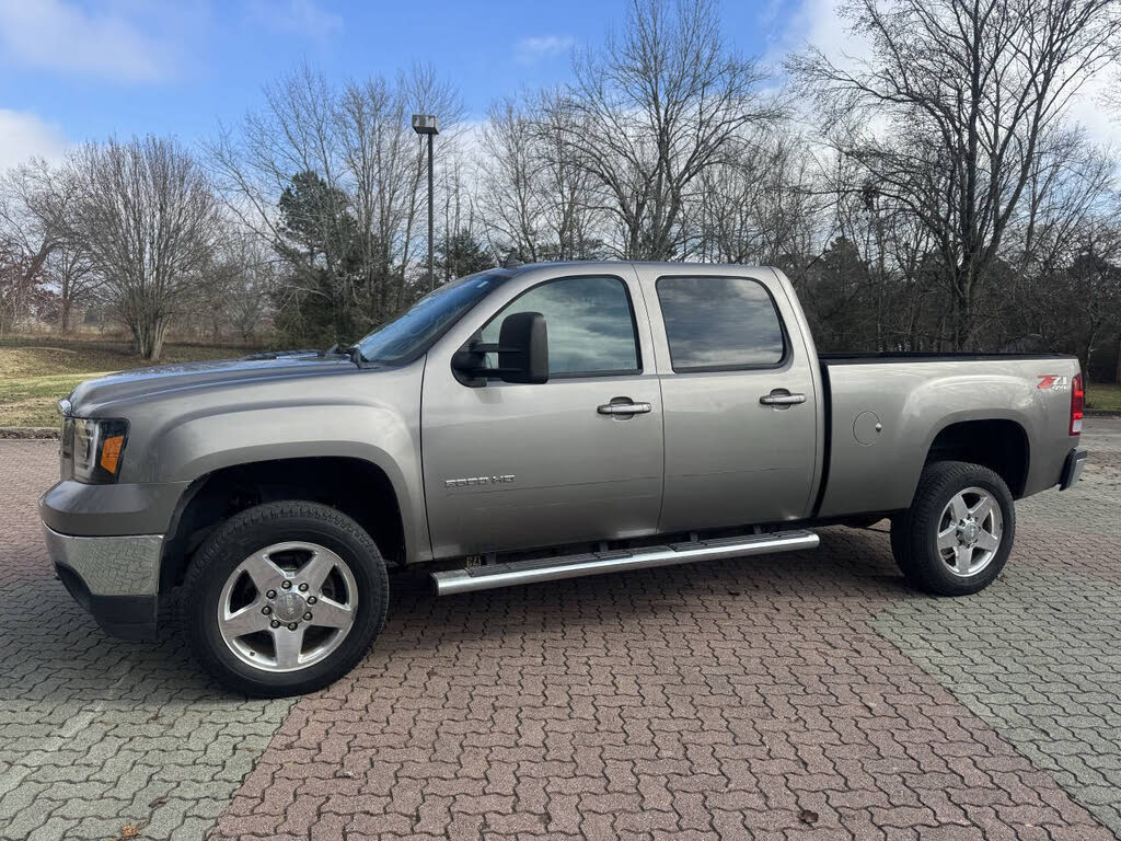 2013 GMC Sierra 2500HD SLT Crew Cab SB 4WD