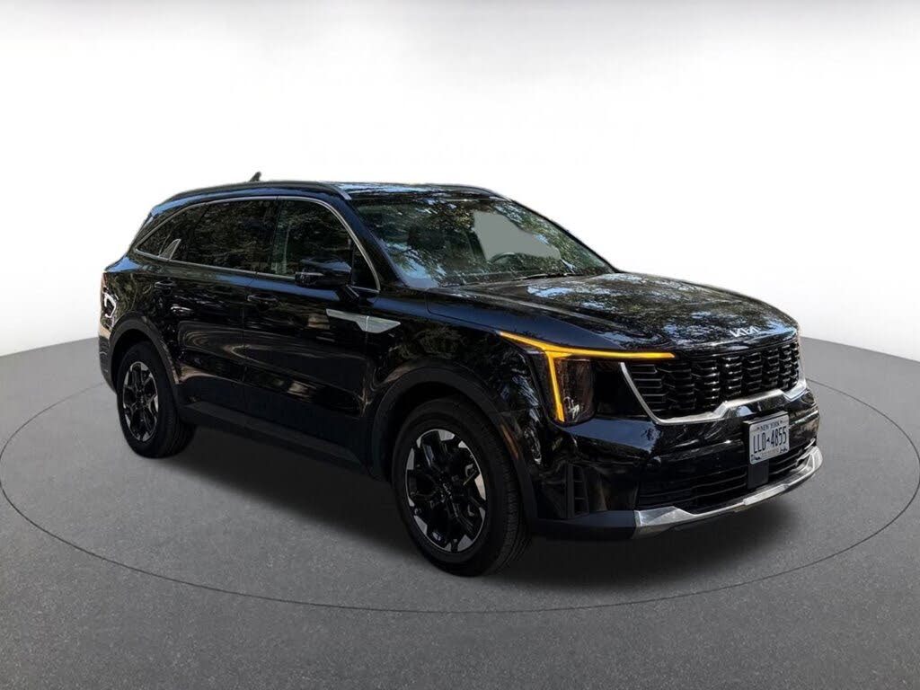 2024 Kia Sorento S FWD
