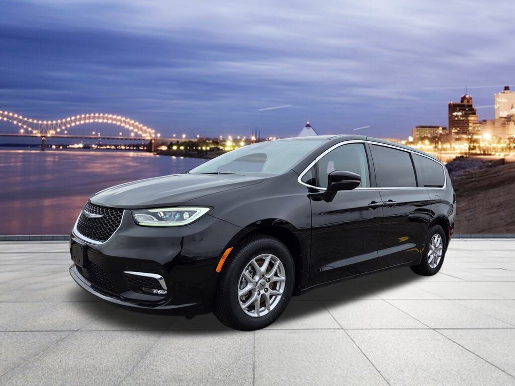 2024 Chrysler Pacifica Touring L FWD