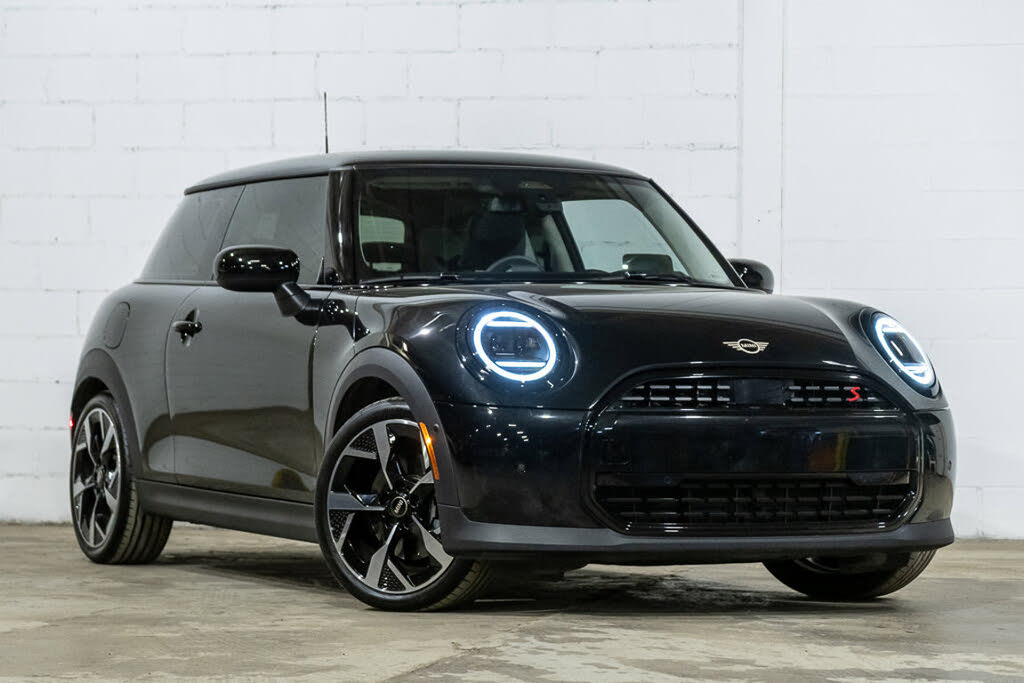 MINI Cooper S 2-Door Hatchback FWD 2025