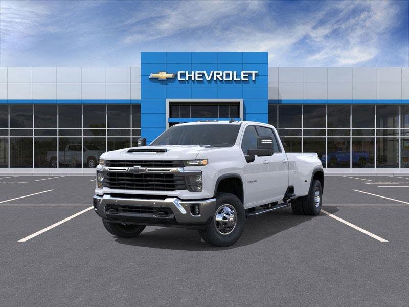 2026 Chevrolet Silverado 3500HD LT Crew Cab 4WD