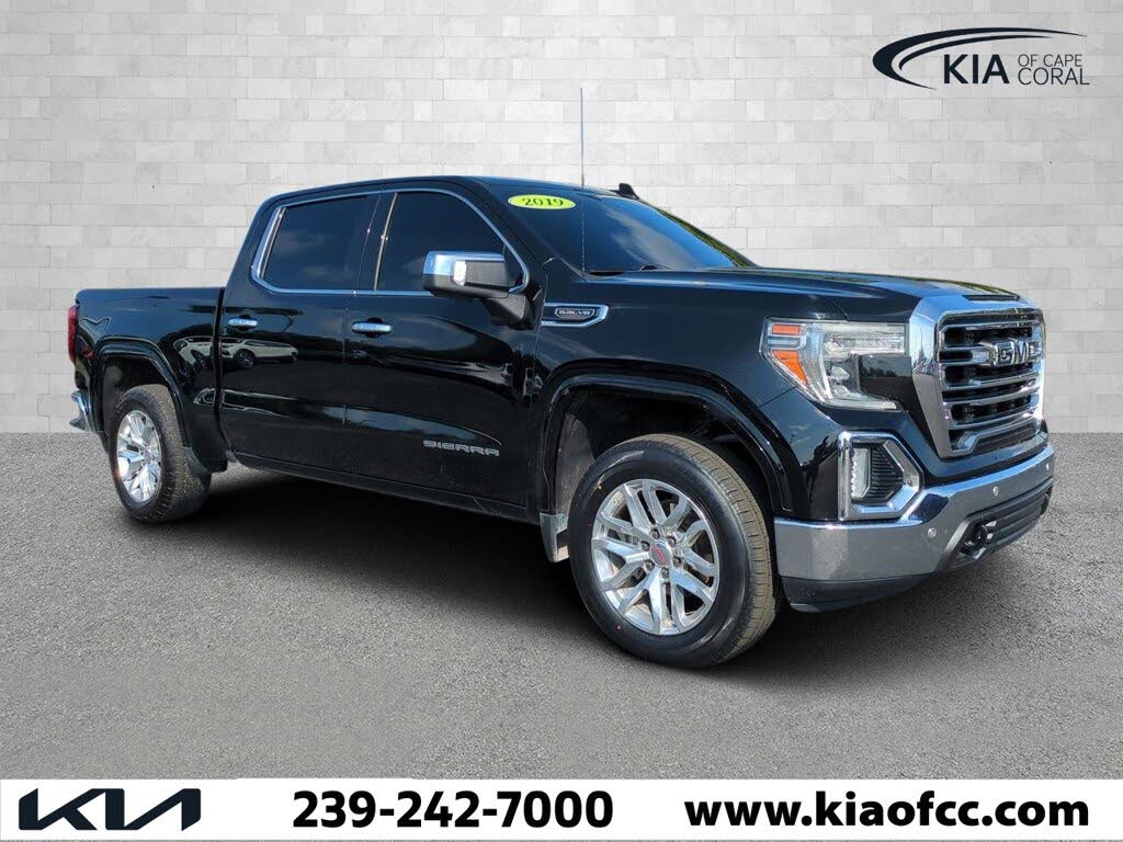 2019 GMC Sierra 1500 SLT Crew Cab RWD