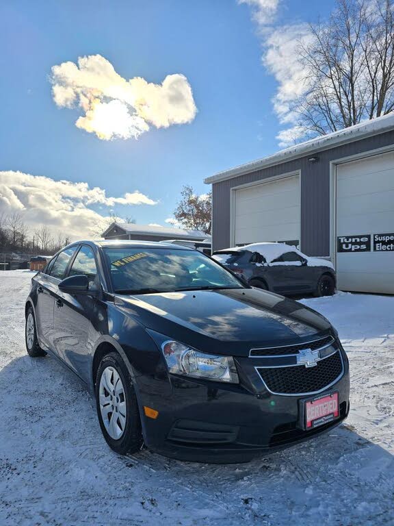 Chevrolet Cruze 1LT Sedan FWD 2014