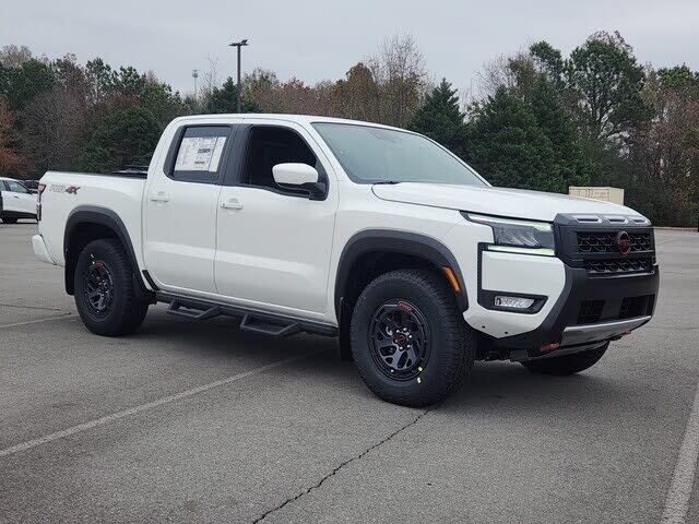 2026 Nissan Frontier PRO-4X Crew Cab 4WD