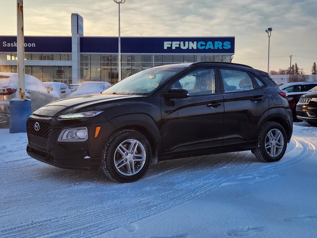 Hyundai Kona Essential AWD 2021