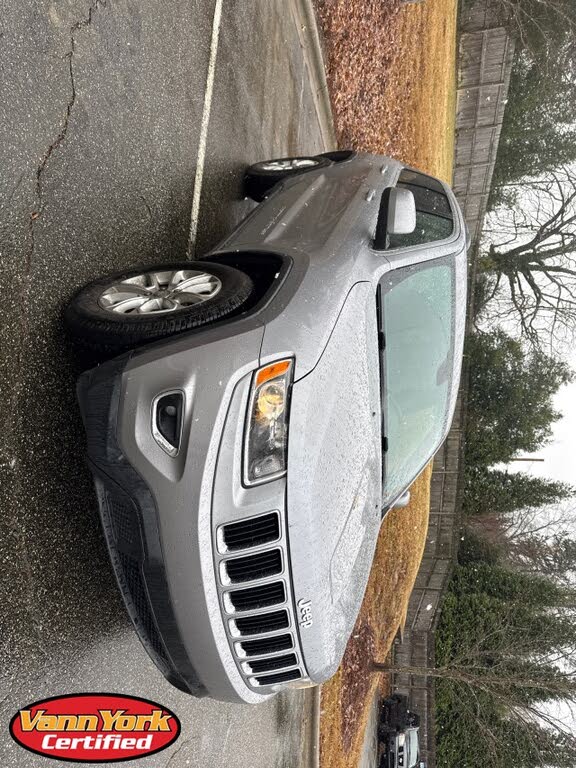 2016 Jeep Grand Cherokee Laredo 75th Anniversary 4WD