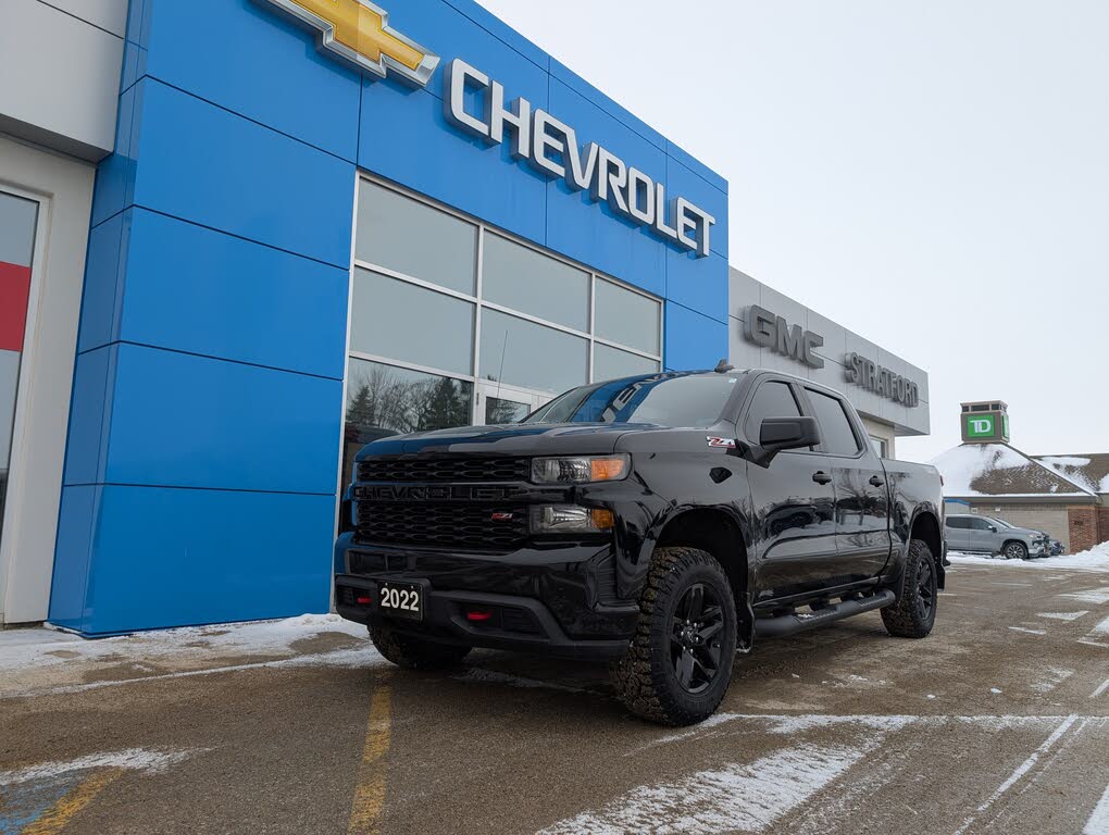 2022 Chevrolet Silverado 1500 Custom Trail Boss Crew Cab 4WD