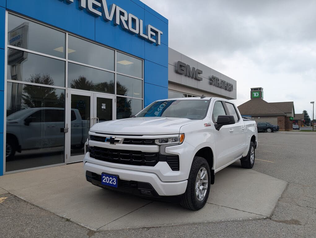 2023 Chevrolet Silverado 1500 RST Crew Cab 4WD