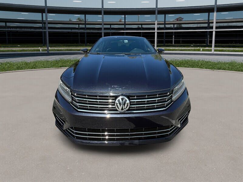 2018 Volkswagen Passat V6 GT FWD