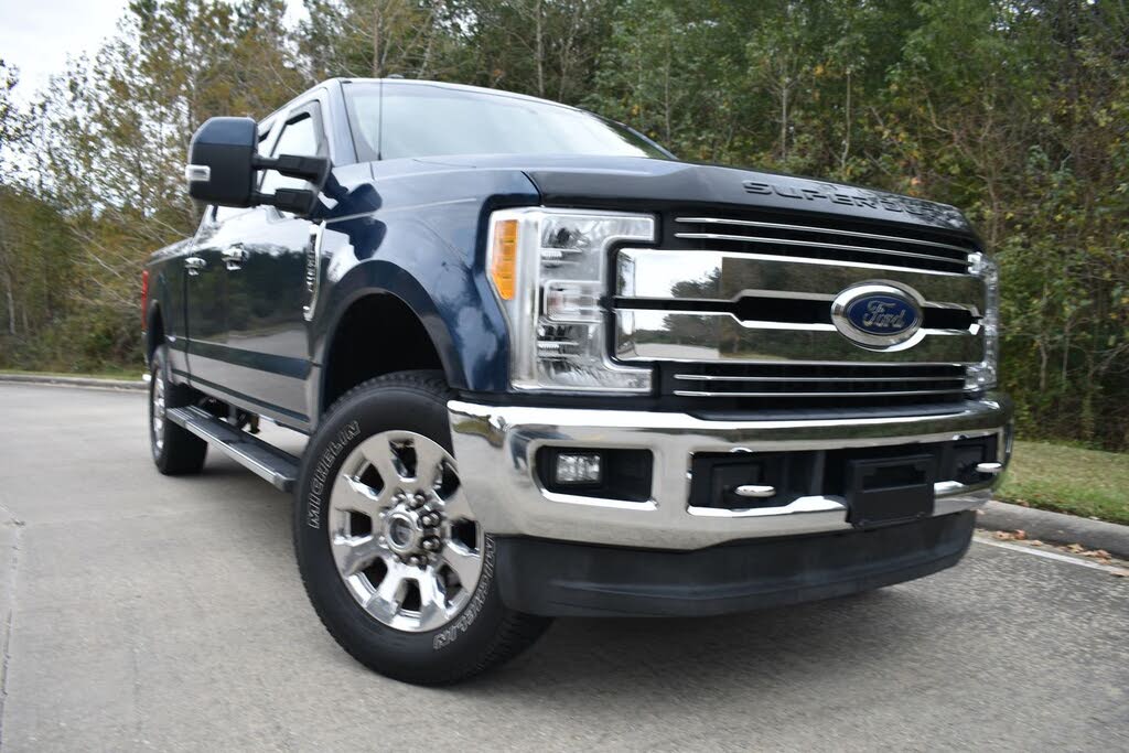 2017 Ford F-250 Super Duty Lariat Crew Cab 4WD
