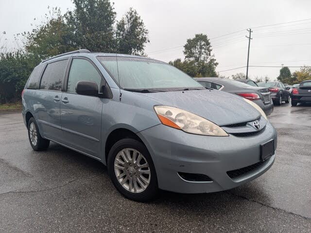 2009 Toyota Sienna CE 7-Passenger AWD