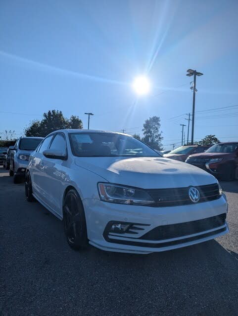 2016 Volkswagen Jetta GLI 2.0T SE FWD