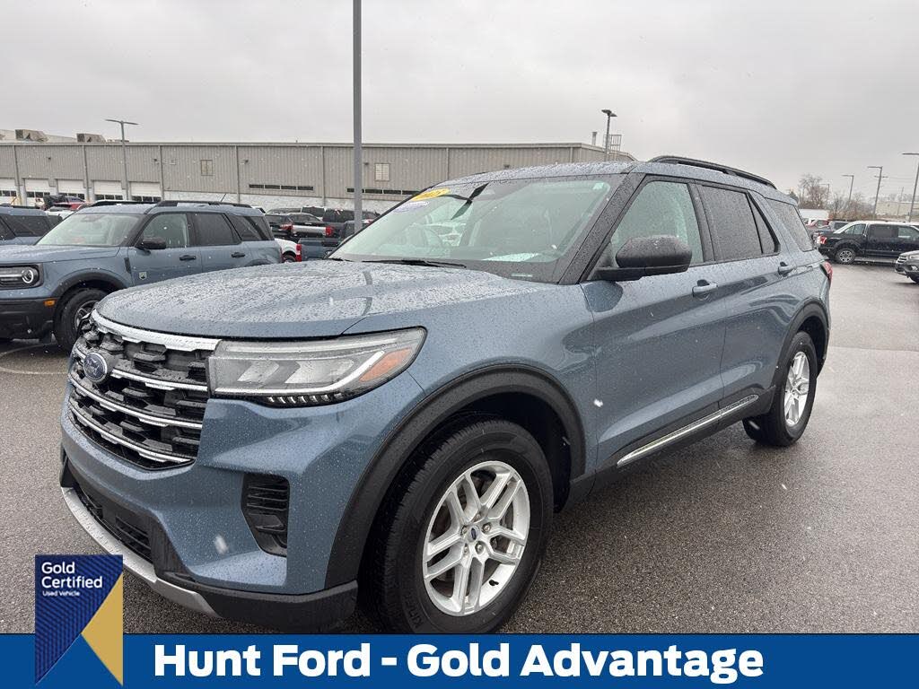 2025 Ford Explorer Active RWD