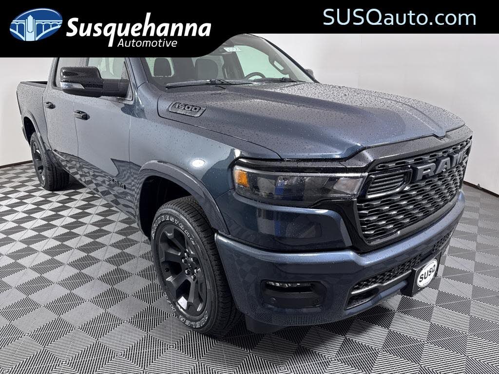 2025 RAM 1500 Big Horn Crew Cab 4WD