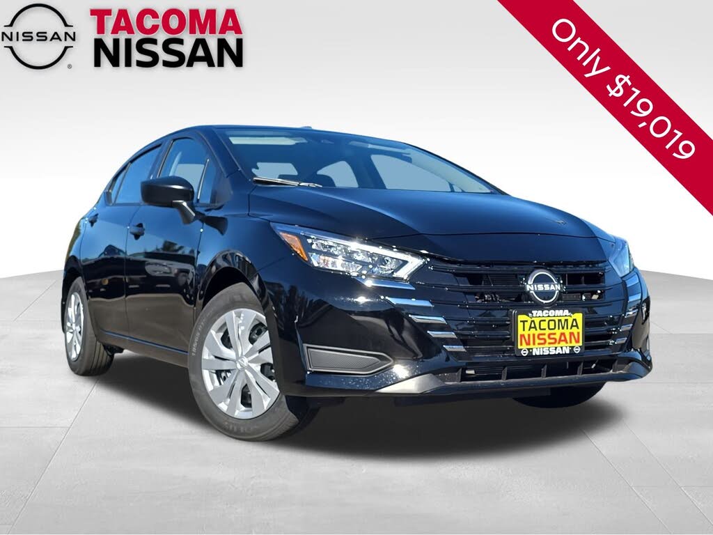 2025 Nissan Versa S FWD