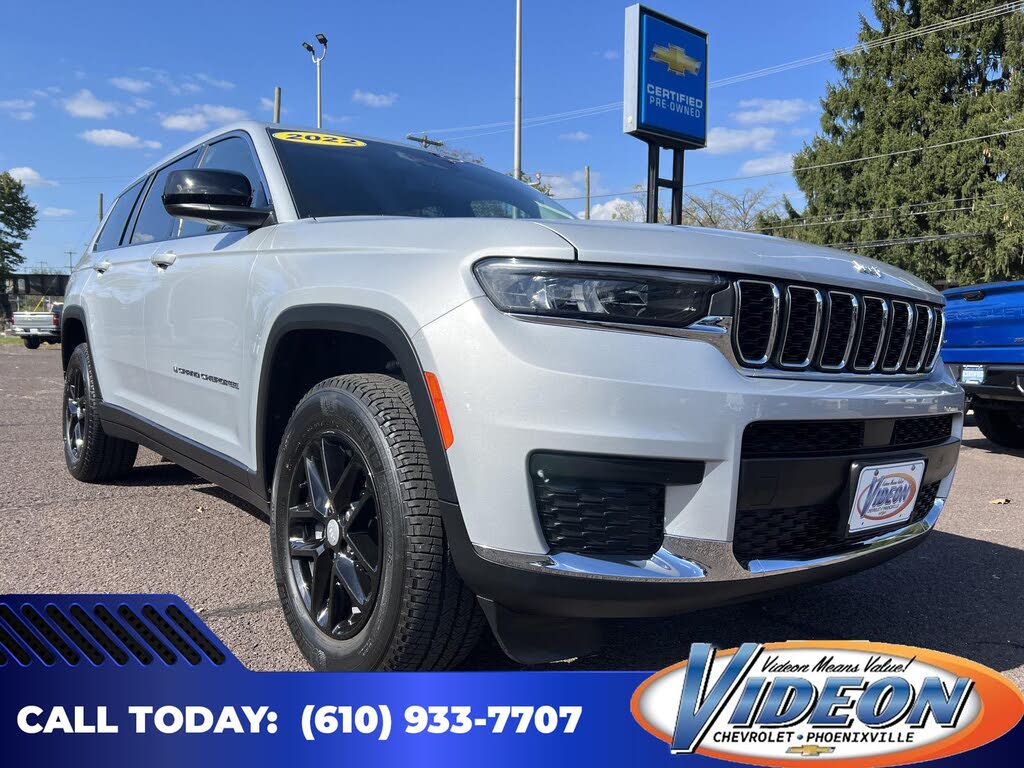 2022 Jeep Grand Cherokee L Laredo 4WD