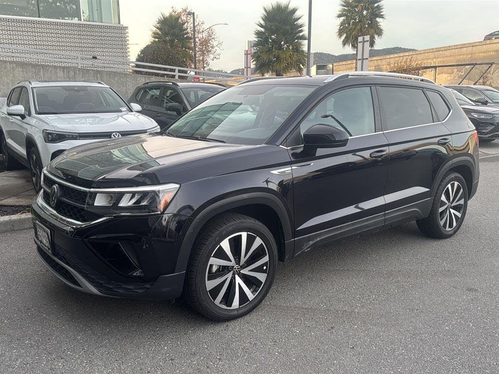 2022 Volkswagen Taos SE FWD