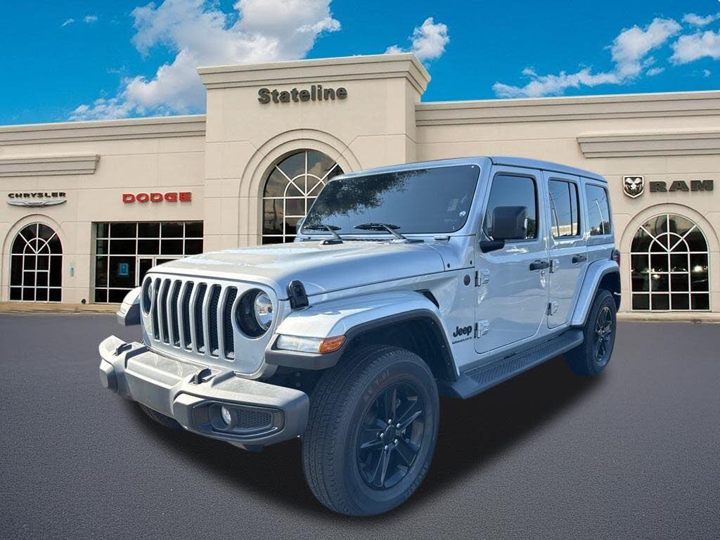 2023 Jeep Wrangler Sahara Altitude 4-Door 4WD