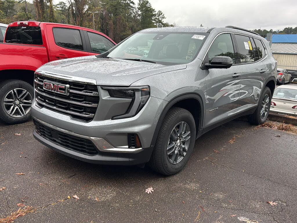 2025 GMC Acadia Elevation FWD