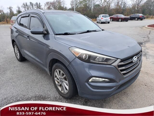 2016 Hyundai Tucson 2.0L SE AWD with Beige Seats
