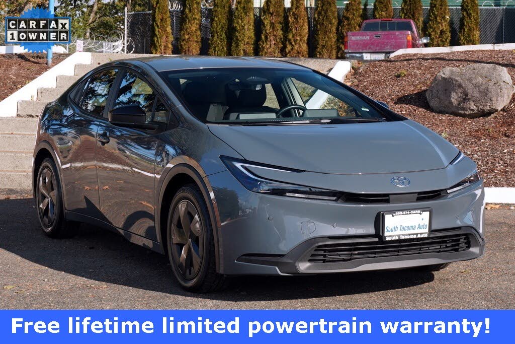 2024 Toyota Prius LE FWD