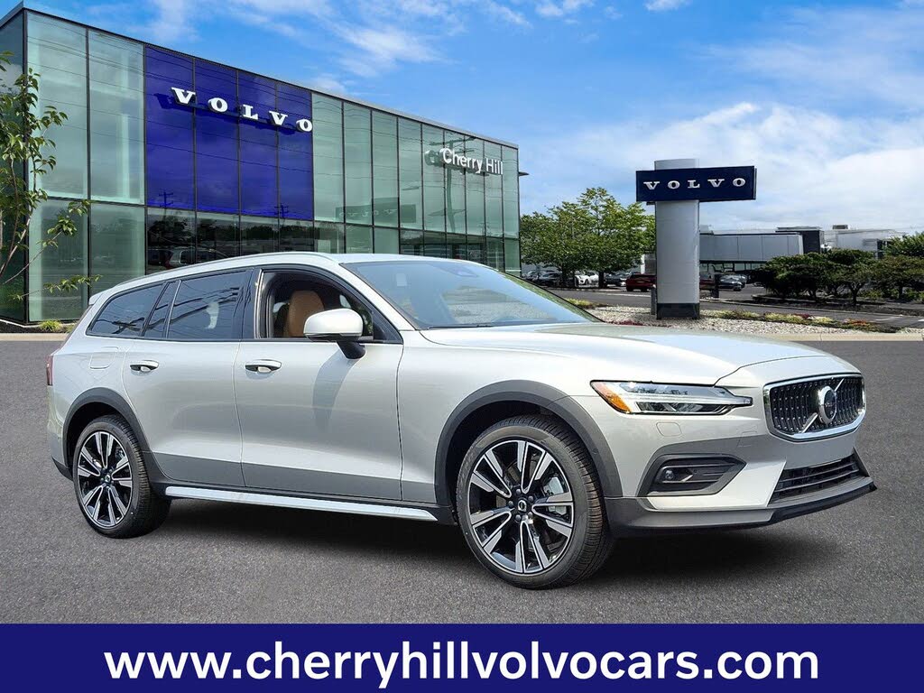 2025 Volvo V60 Cross Country B5 Ultra AWD