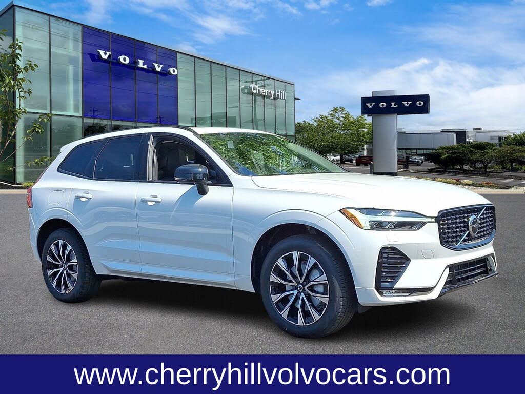 2025 Volvo XC60 B5 Core Dark Theme AWD