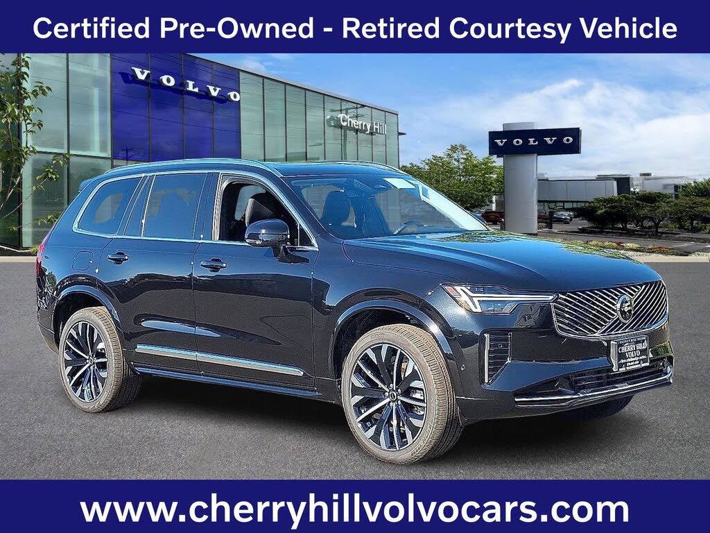 2025 Volvo XC90 B6 Plus Bright Theme 7-Passenger AWD