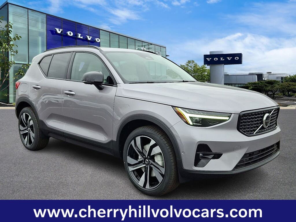 2026 Volvo XC40 B5 Ultra AWD