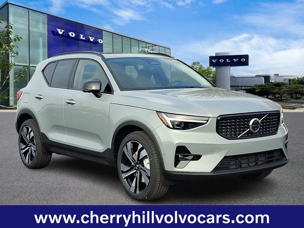 2026 Volvo XC40 B5 Ultra AWD