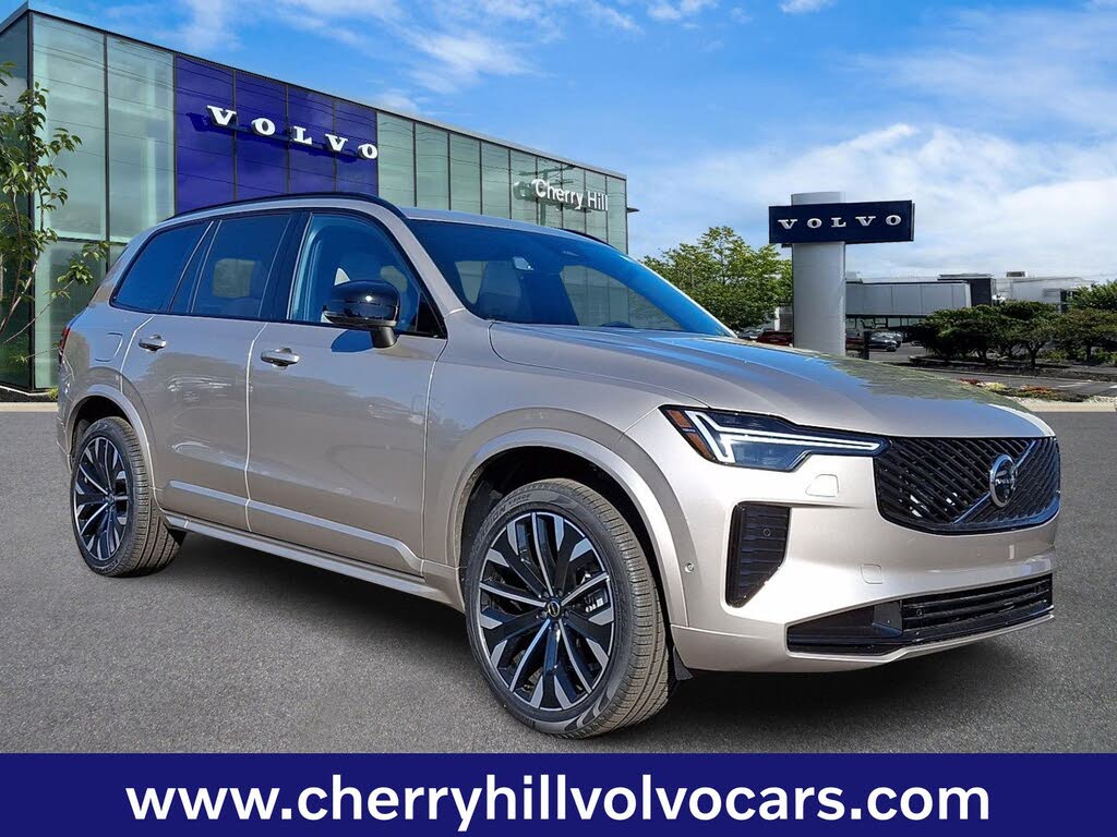 2026 Volvo XC90 B6 Ultra Dark 6-Passenger AWD
