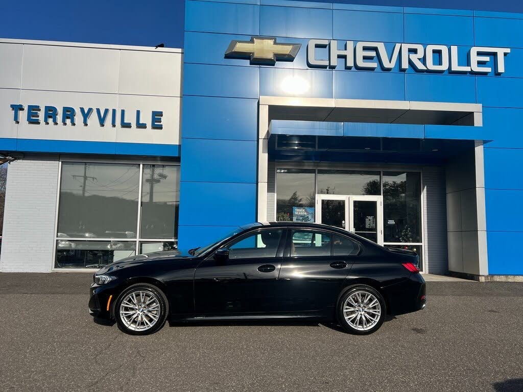 2023 BMW 3 Series 330i xDrive AWD