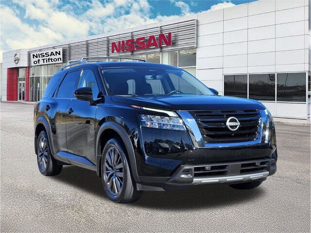 2024 Nissan Pathfinder SL FWD