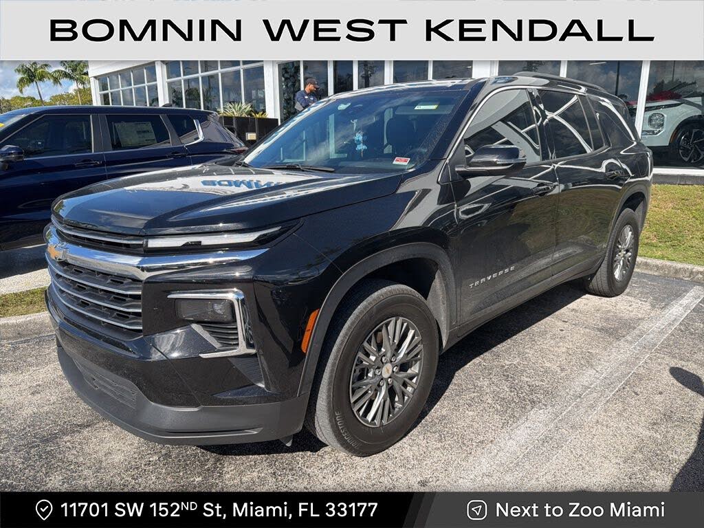 2025 Chevrolet Traverse LT FWD