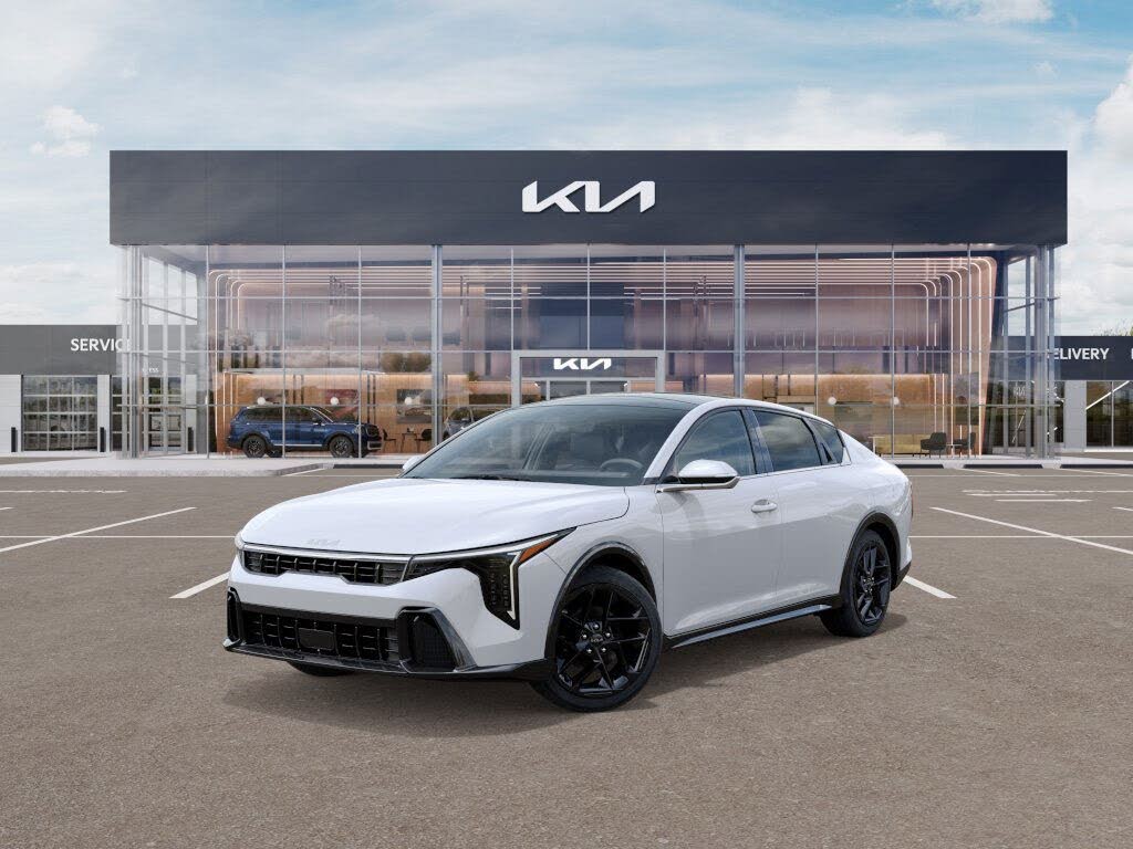 2025 Kia K4 GT-Line Turbo FWD