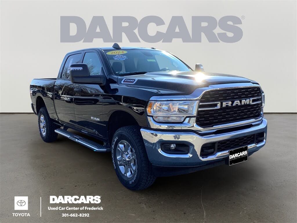 2024 RAM 2500 Big Horn Crew Cab 4WD