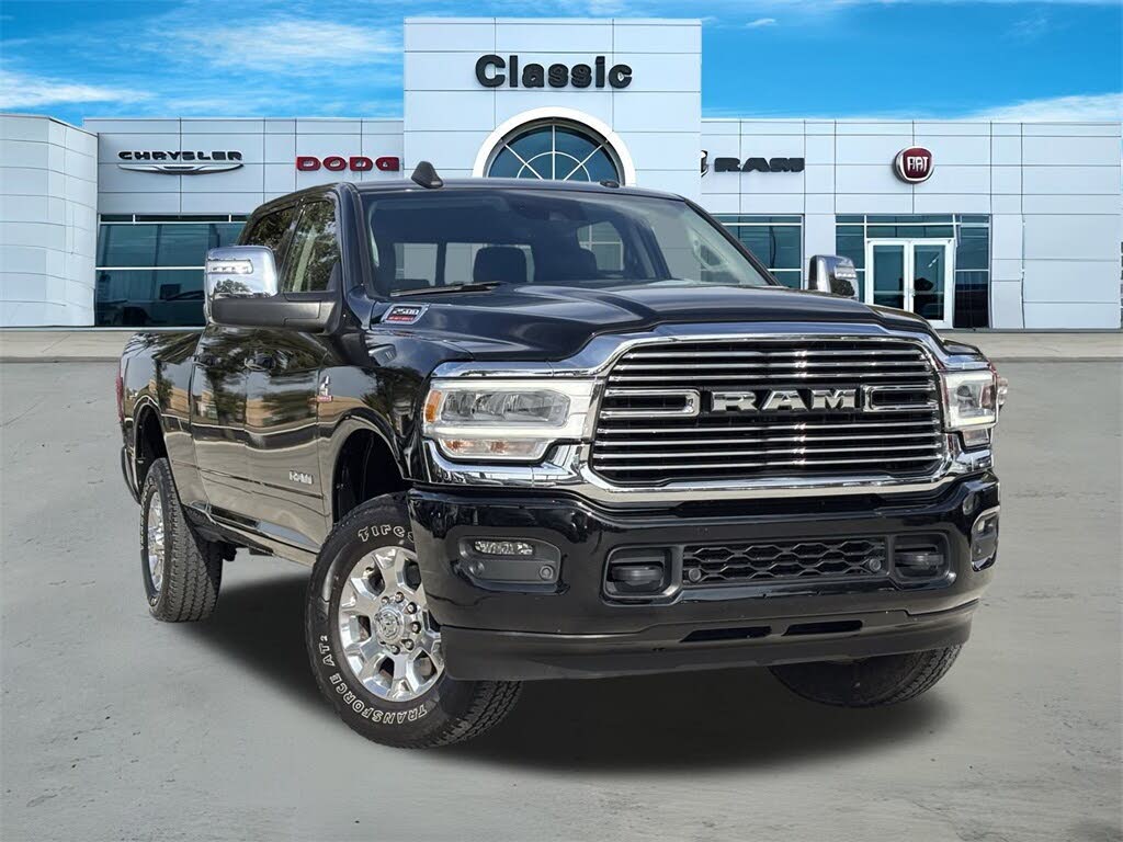 2024 RAM 2500 Laramie Crew Cab 4WD