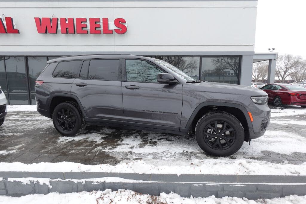 2024 Jeep Grand Cherokee L Altitude 4WD