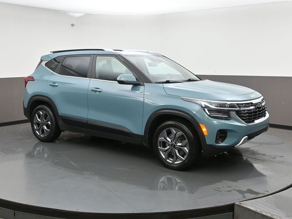 2024 Kia Seltos EX AWD