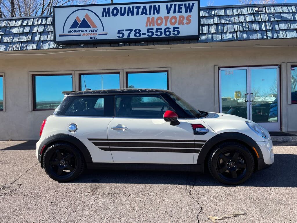 2014 MINI Cooper S Hatchback FWD