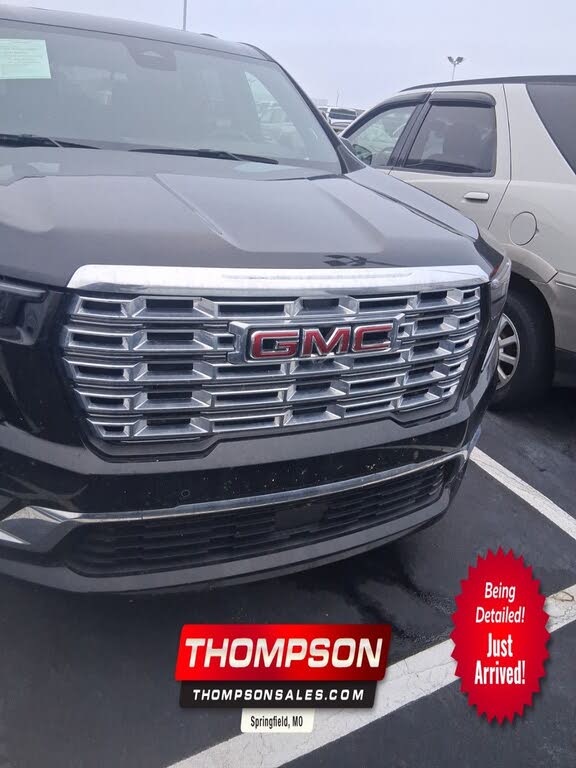 2024 GMC Acadia Denali FWD