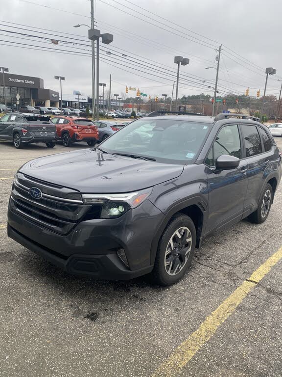 2025 Subaru Forester Premium Crossover AWD
