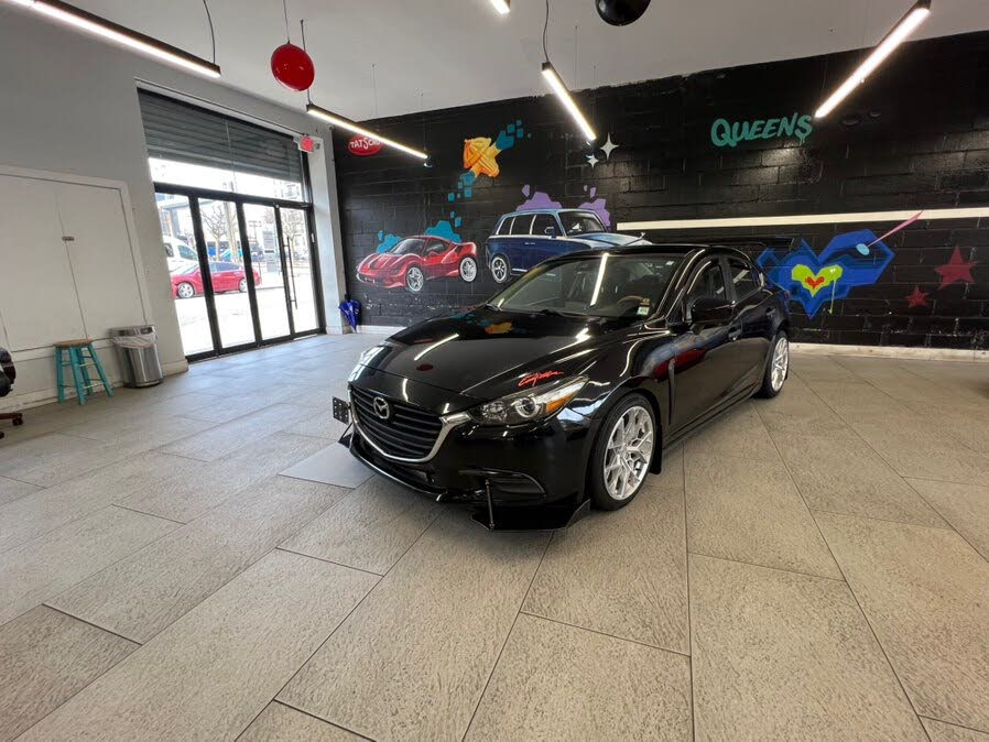 2017 Mazda MAZDA3 Touring