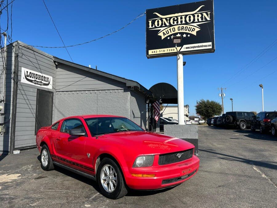 2009 Ford Mustang V6 Coupe RWD