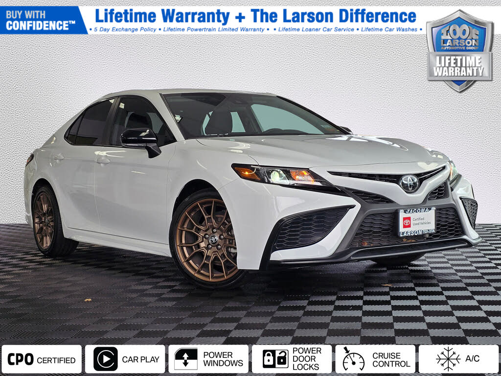 2023 Toyota Camry SE Nightshade AWD