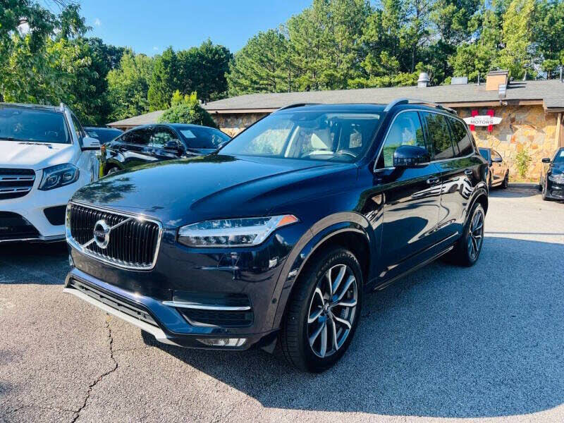 2016 Volvo XC90 T6 Momentum AWD
