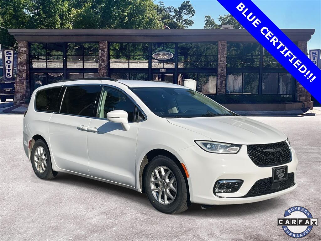 2022 Chrysler Pacifica Touring L FWD