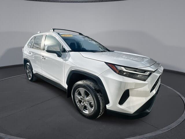 2025 Toyota RAV4 XLE AWD