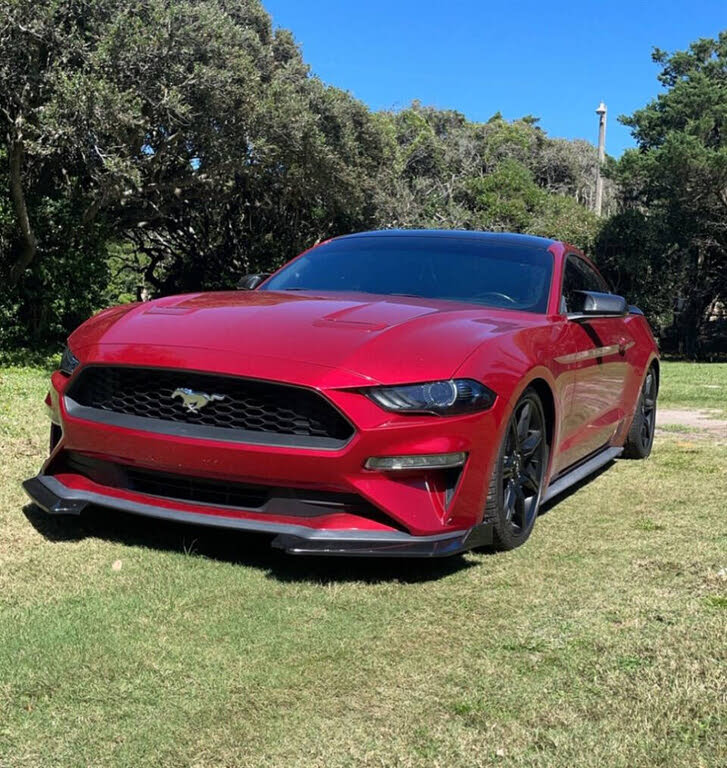 2020 Ford Mustang EcoBoost Coupe RWD