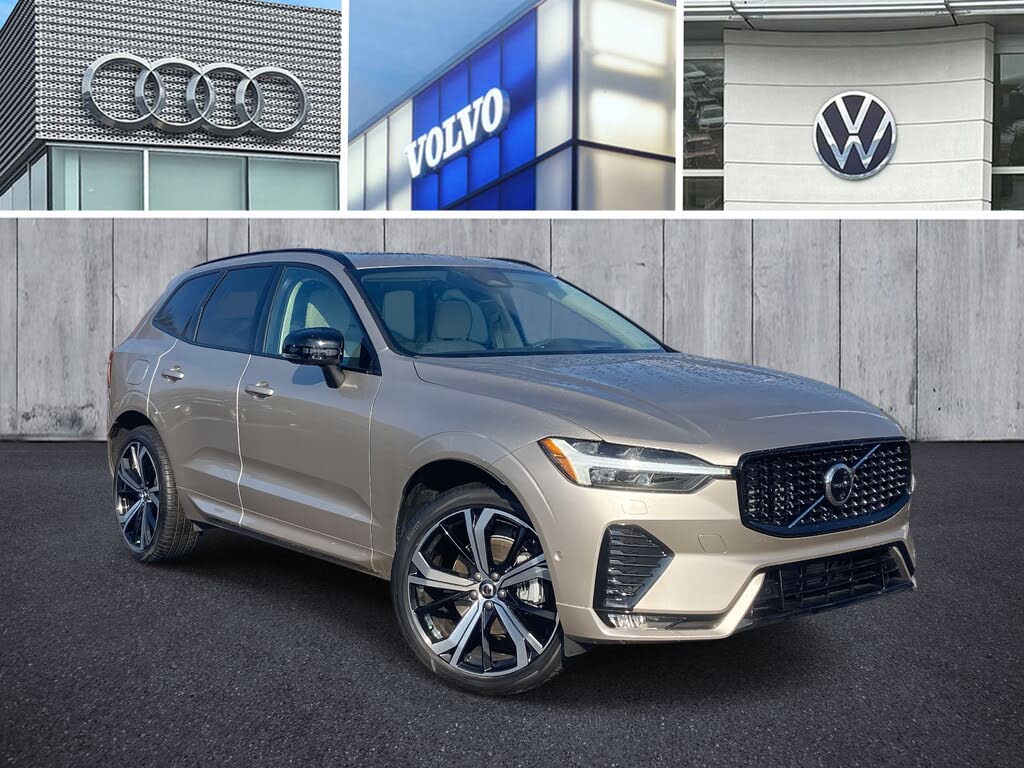 2025 Volvo XC60 B5 Ultra Dark Theme AWD